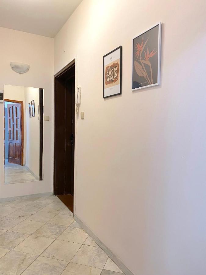 Top City Centre 1Br Apartment For 4 Guests & Fast Wifi Sofya Dış mekan fotoğraf